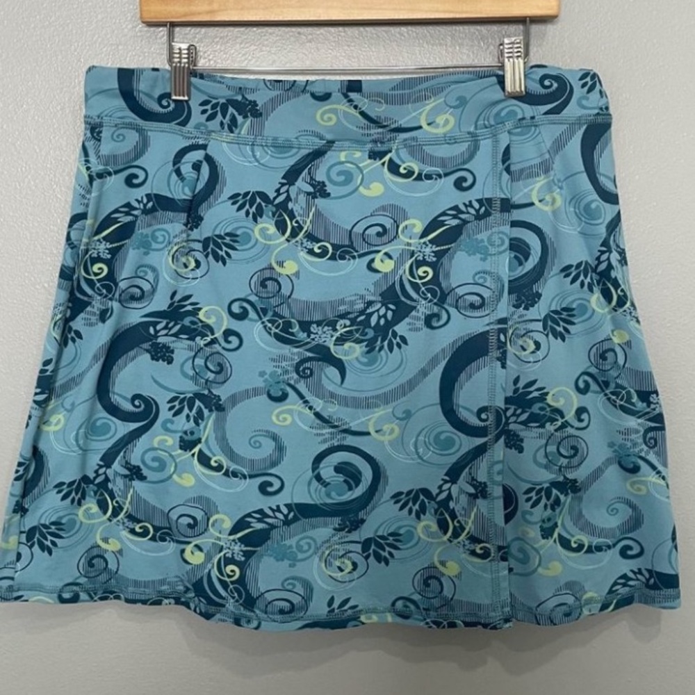 TITLE NINE blue print wrap skort size XL
